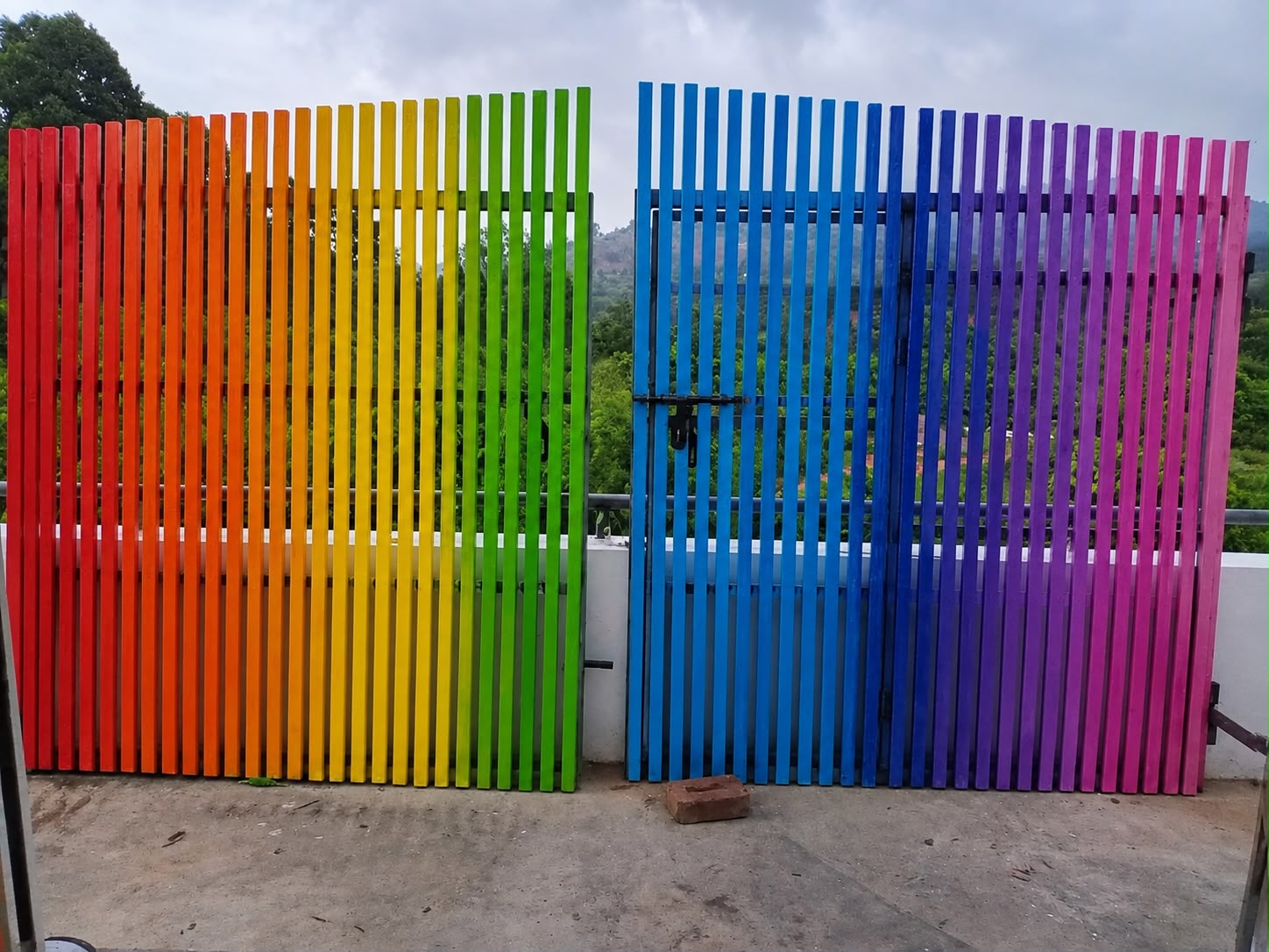 Rainbow gate